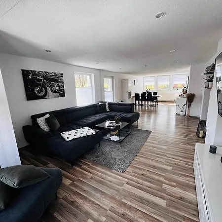 Paradies Apartament *